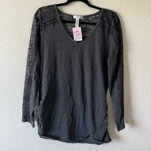 Women’s Maternity blouse